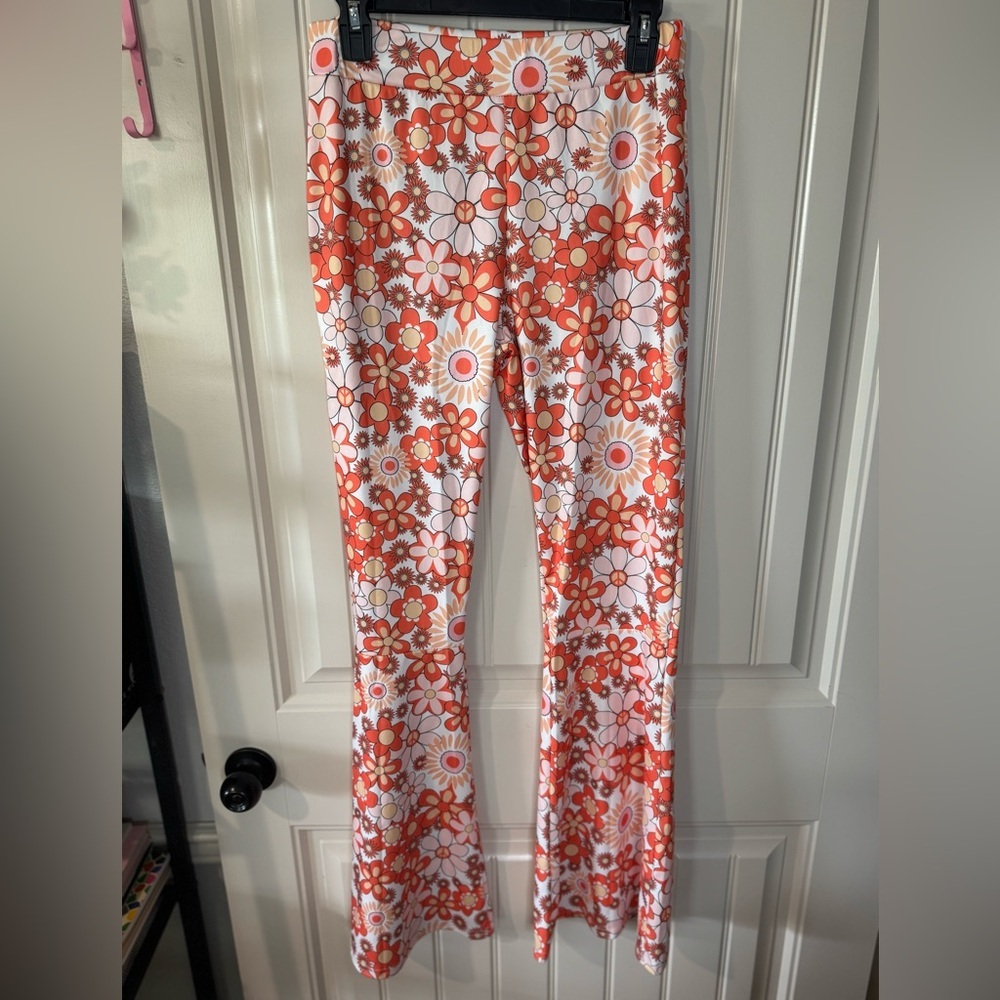2/for $20 🪩 70s Bell Bottoms, Orange Floral Pants, Hippie, Retro, cosplay - Picture 3 of 13